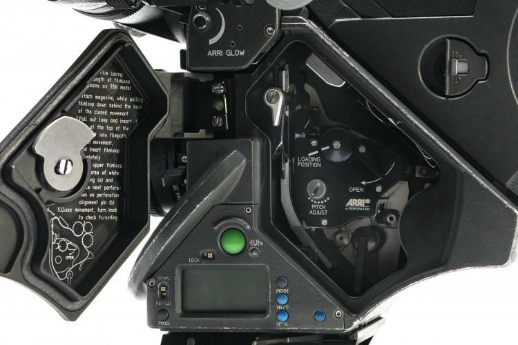 ARRIFLEX435 ES 5 v2