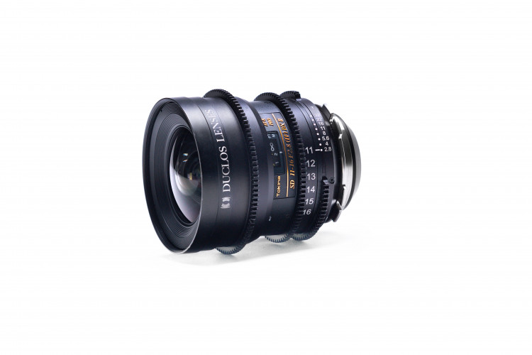 TOKINA DUCLOS T2.8 ZOOM 11 16MM 2